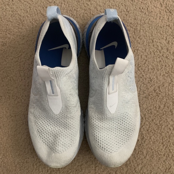 Nike Epic React Flyknit Athletic Shoes size W7.5 - Picture 2 of 5